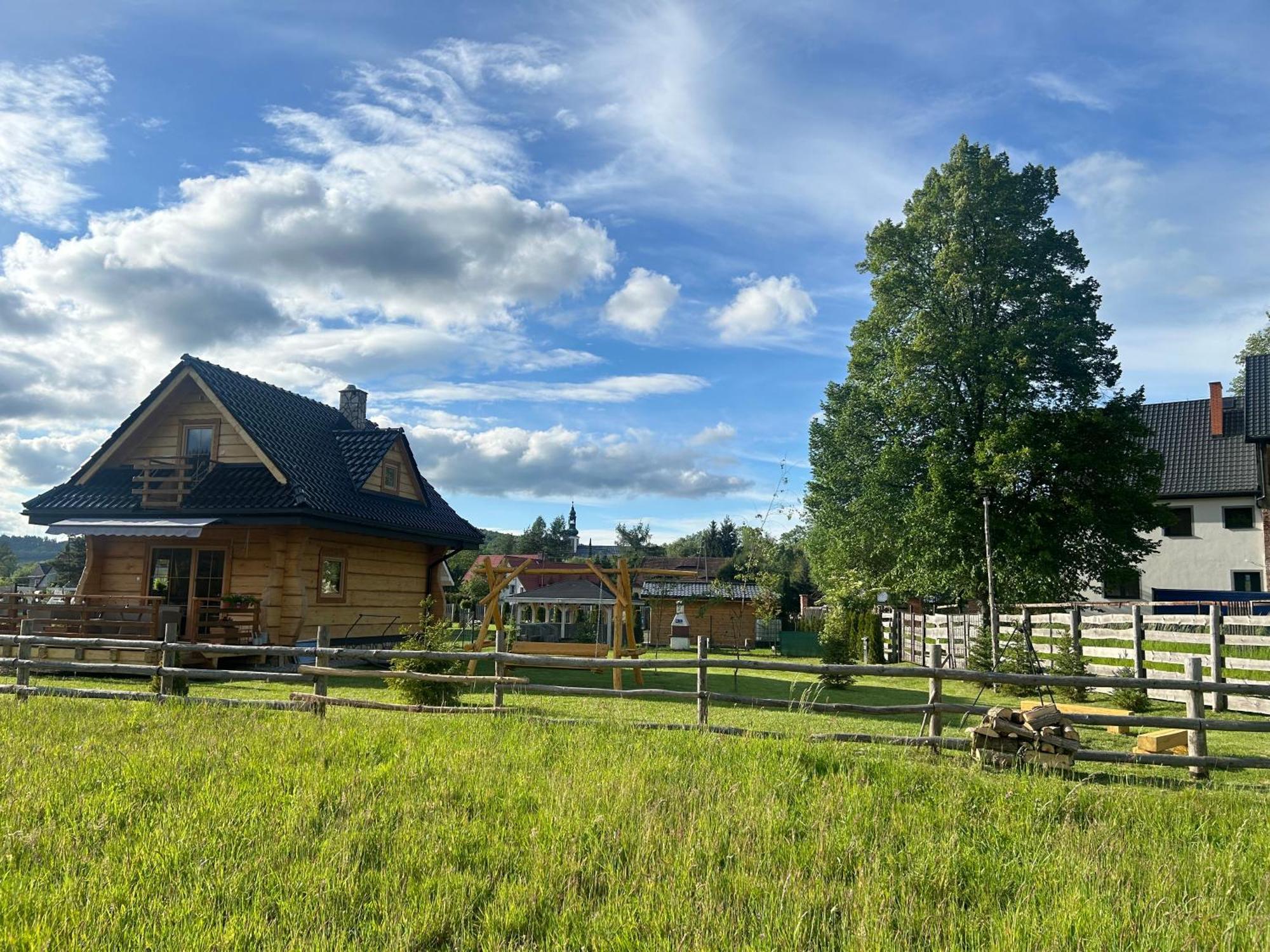 Sloneczna Chata Z Bali Ladek-Zdroj Bagian luar foto